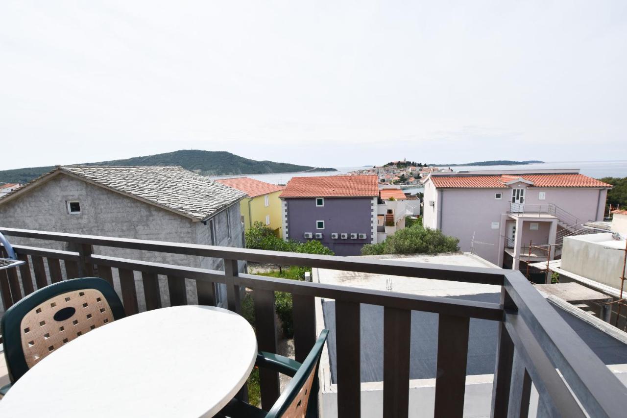 Apartments Karmen I พรีมอชเตน ภายนอก รูปภาพ
