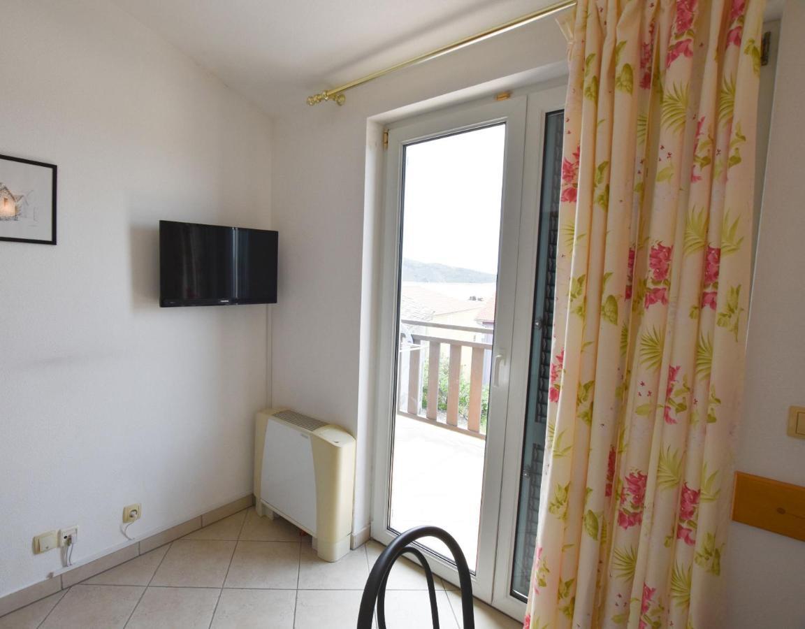 Apartments Karmen I พรีมอชเตน ภายนอก รูปภาพ